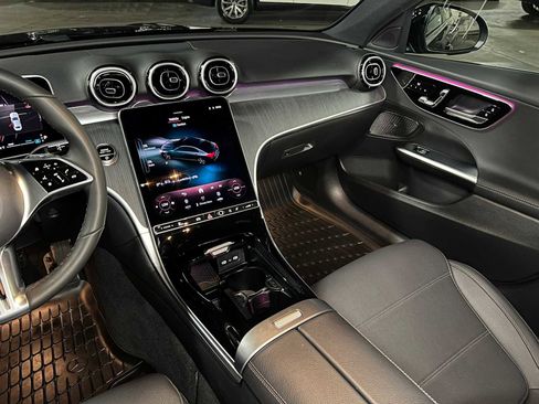 Certified 2026 Mercedes-Benz C 300 4MATIC Sedan image 40