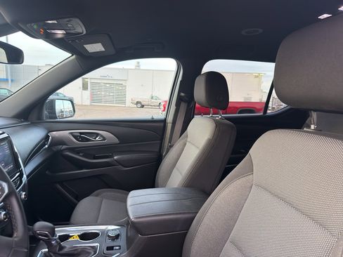 Used 2023 Chevrolet Traverse LT w/ LPO, Floor Liner Package image 27