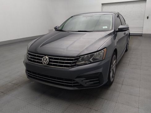 Used 2017 Volkswagen Passat 1.8T R-Line FWD image 15