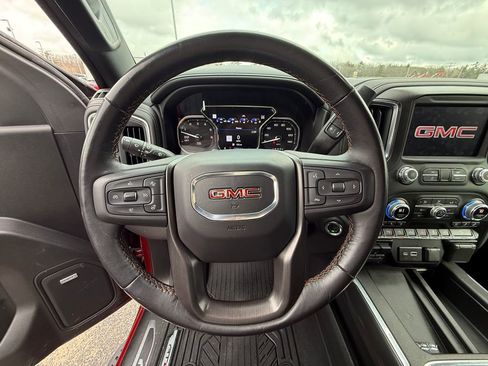 Used 2021 GMC Sierra 1500 AT4 w/ AT4 Premium Package image 9