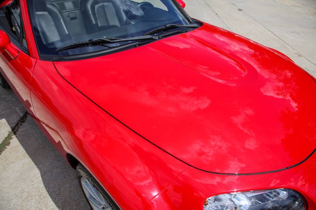 Used 2007 MAZDA MX-5 Miata Grand Touring w/ Premium Pkg RWD image 27