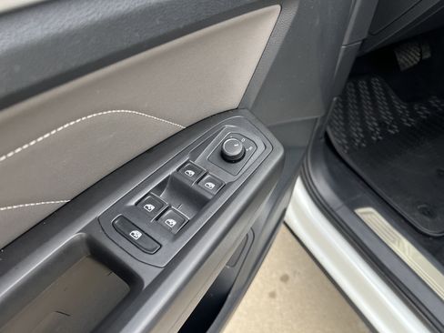 Used 2022 Volkswagen Atlas SE w/ Panoramic Sunroof Package image 14