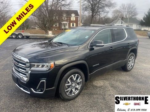 Used 2023 GMC Acadia SLT w/ Trailering Package image 1