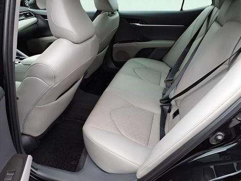 Used 2022 Toyota Camry XSE w/ Navigation Package image 7