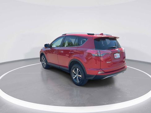 Certified 2017 Toyota RAV4 XLE AWD/4WD image 6