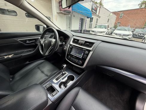 Used 2018 Nissan Altima 2.5 SR w/ SR Special Edition FWD image 41