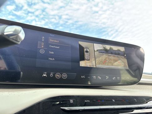 New 2026 Buick Enclave Avenir w/ Super Cruise Package image 15