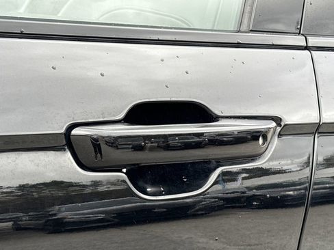 Used 2024 Jeep Grand Cherokee Altitude image 32