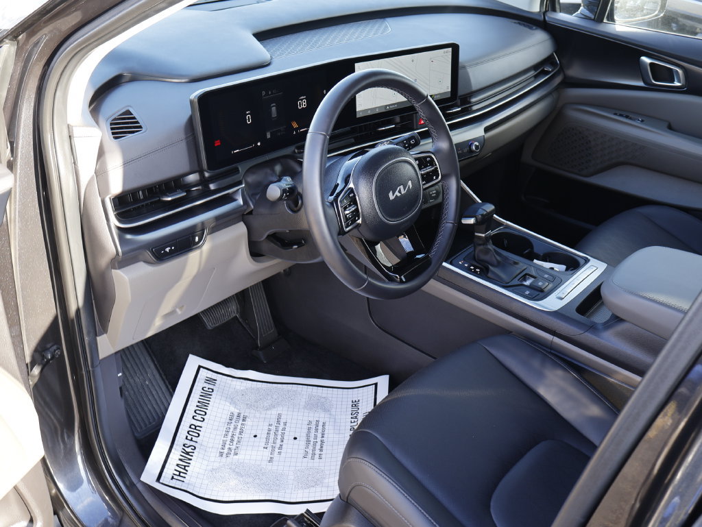 Certified 2026 Kia Carnival FWD image 21