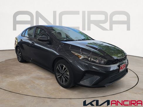 Certified 2023 Kia Forte LXS image 1