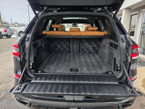 Used 2021 BMW X5 xDrive40i w/ M Sport Package image 26