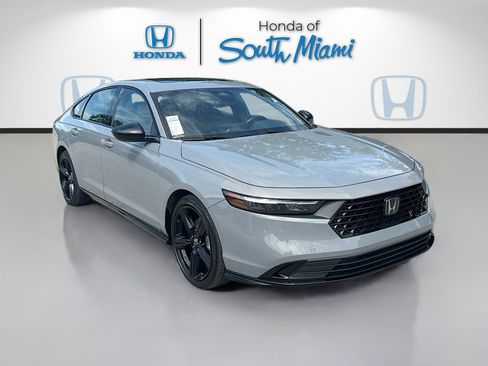 Certified 2025 Honda Accord Sport image 1