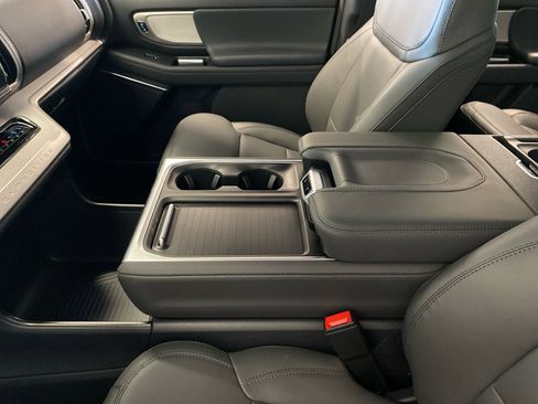 New 2026 Ford Expedition Max Active image 37