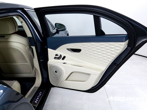 Used 2021 Bentley Flying Spur W12 w/ First Edition Specification image 23