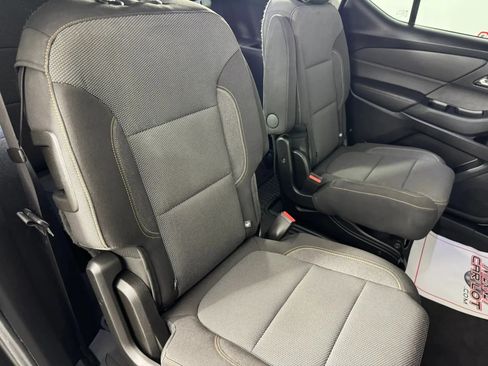 Used 2020 Chevrolet Traverse LT w/ LPO, Black Accent Package AWD/4WD image 35