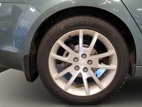 Used 2009 Chevrolet Malibu LTZ FWD image 32