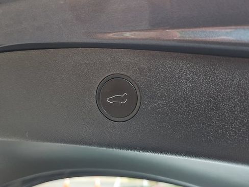 Used 2023 Tesla Model 3 Standard Range RWD image 30