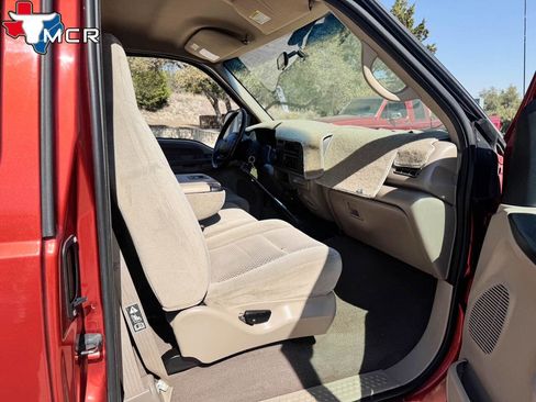 Used 2001 Ford F350 XLT image 4