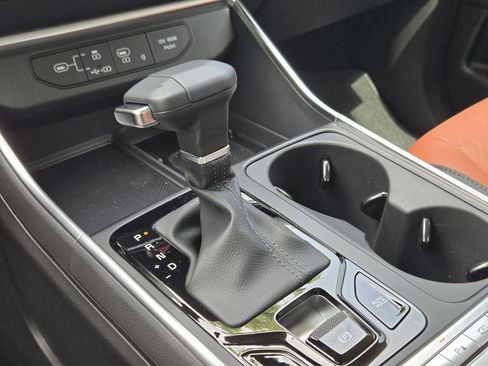 New 2026 Kia Carnival SX FWD image 16