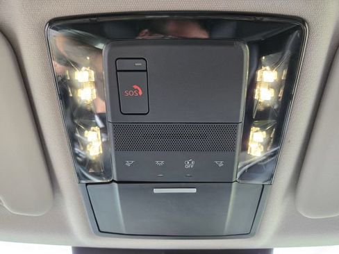 Used 2025 Mitsubishi Outlander SE AWD/4WD image 26