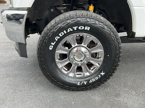 Used 2018 Ford F250 XLT w/ XLT Value Package image 19