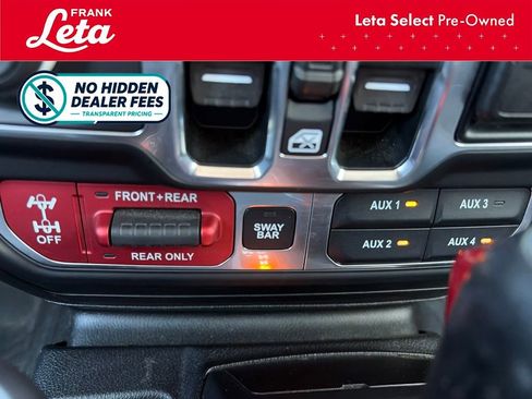 Used 2020 Jeep Wrangler Unlimited Rubicon w/ Quick Order Package 28Y Recon AWD/4WD image 17