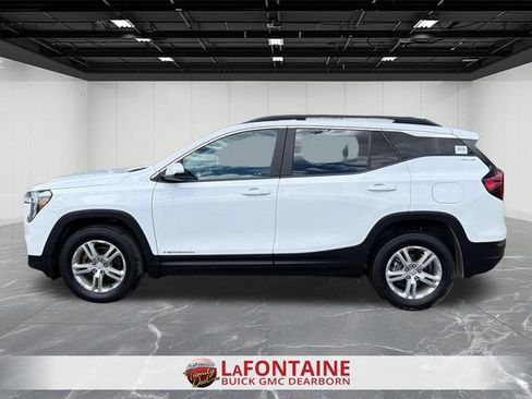 Used 2023 GMC Terrain SLE w/ Driver Convenience Package AWD/4WD image 5