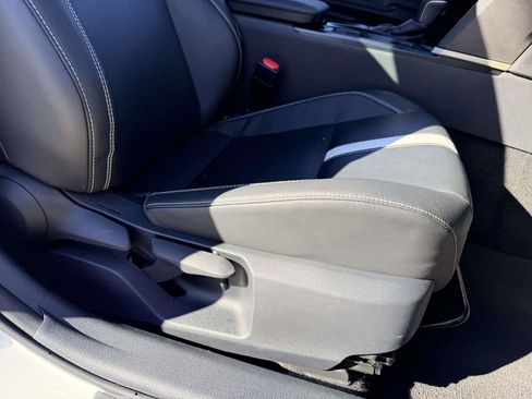 Certified 2025 Toyota Camry SE image 12