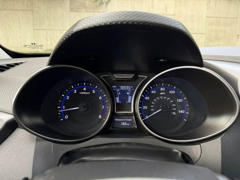 Used 2015 Hyundai Veloster Turbo FWD image 25