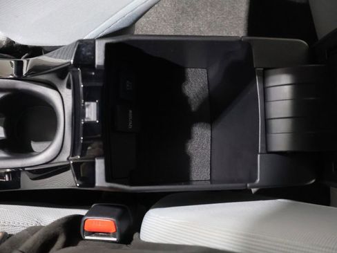 Used 2019 Toyota Corolla SE FWD image 31