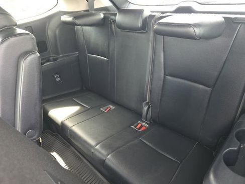 Certified 2020 Toyota Highlander XLE image 12