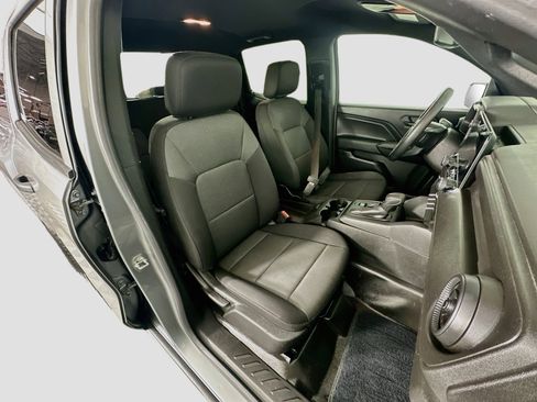 Used 2023 Chevrolet Colorado W/T RWD image 29