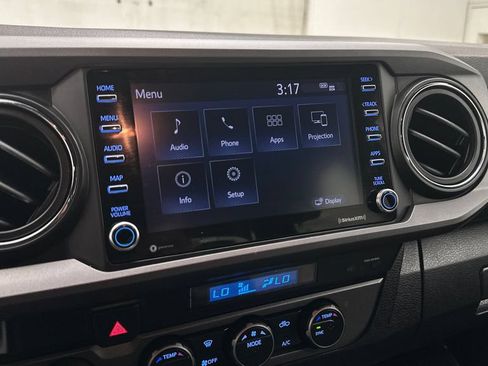Certified 2023 Toyota Tacoma TRD Off-Road w/ Technology Package AWD/4WD image 23