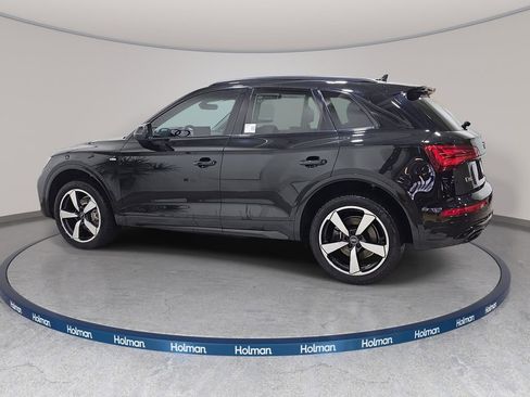 Used 2023 Audi Q5 2.0T Premium Plus w/ Premium Plus Package AWD/4WD image 9