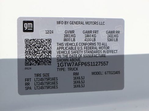 New 2025 GMC Savana 2500 w/ Driver Convenience Package image 16