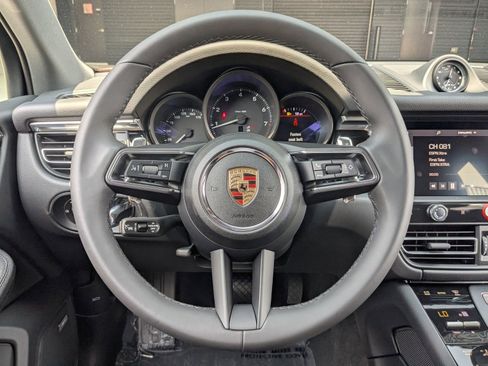 New 2025 Porsche Macan image 15