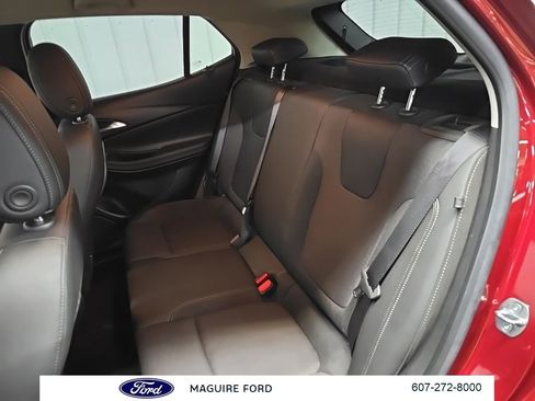 Used 2023 Buick Encore GX Preferred w/ Cold Weather Comfort Package AWD/4WD image 34