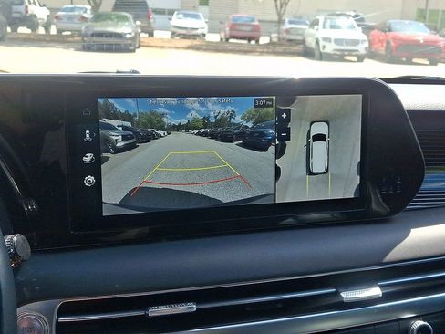 Used 2024 Hyundai Palisade Calligraphy FWD image 19