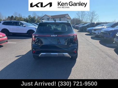 Certified 2024 Kia Seltos EX image 6