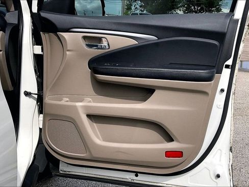 Used 2017 Honda Pilot EX-L image 29