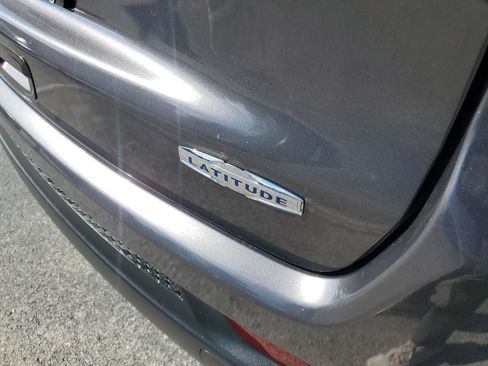 Used 2022 Jeep Compass Latitude w/ Convenience Group image 8