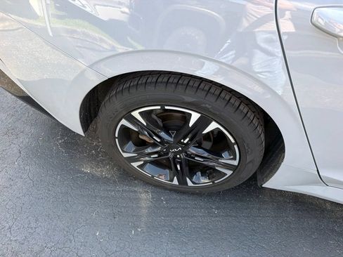 Used 2023 Kia K5 GT-Line FWD image 12