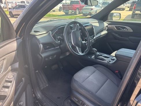 Used 2023 Chevrolet Traverse LT AWD/4WD image 7