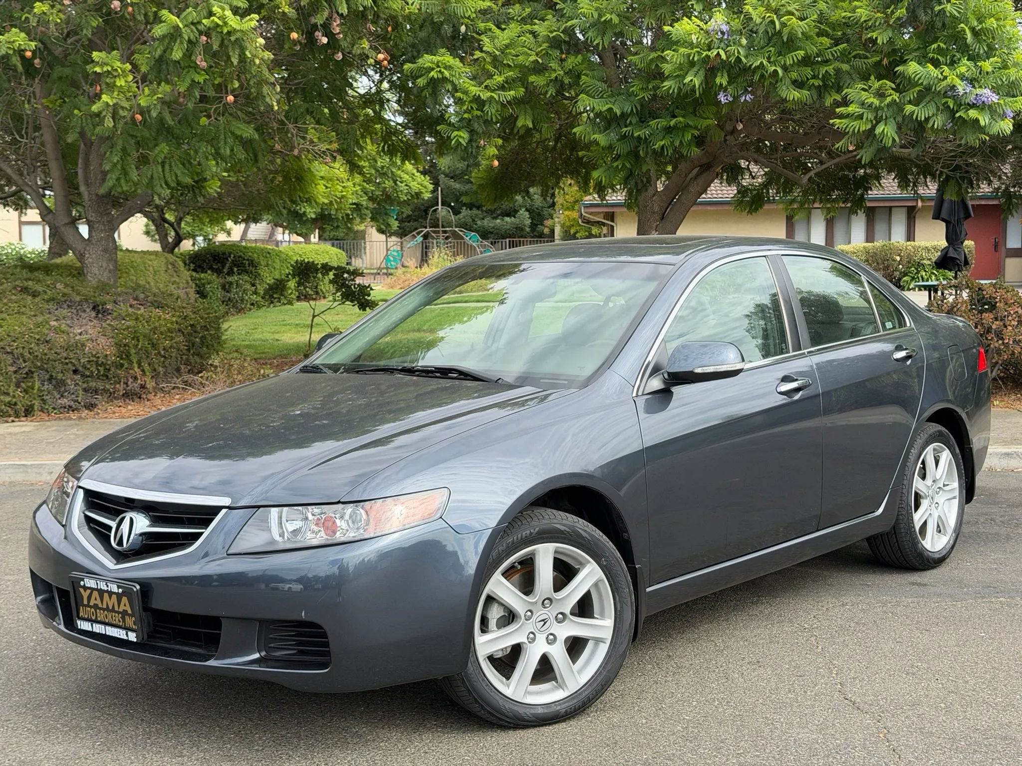 Used 2004 Acura TSX FWD image 1