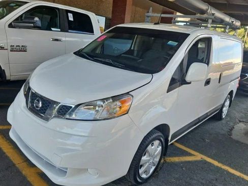 Used 2019 Nissan NV200 SV w/ Navigation Package image 1