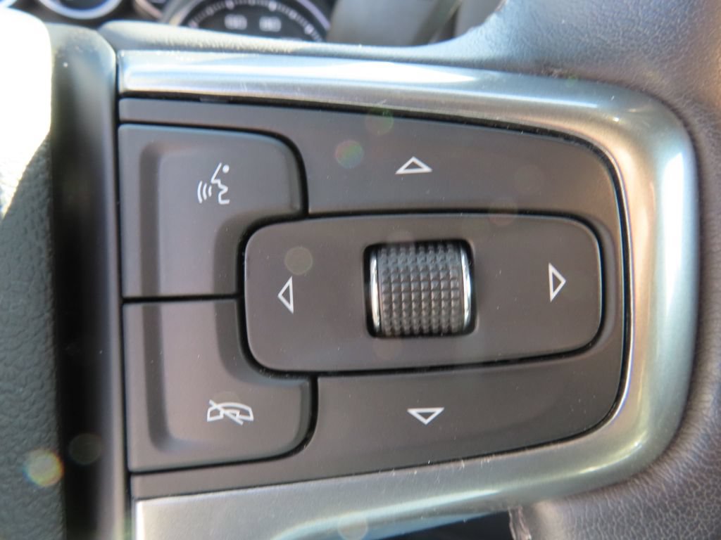 Used 2022 Chevrolet Silverado 1500 RST AWD/4WD image 16
