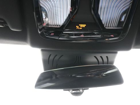 Used 2022 BMW M4 xDrive Competition image 26