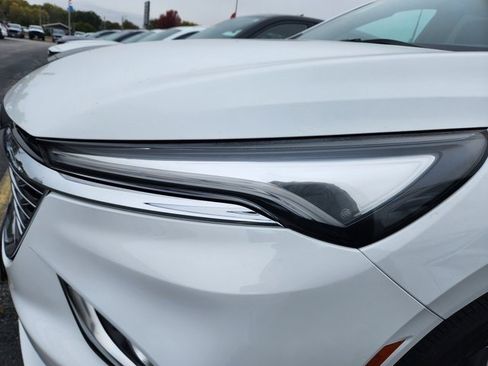 Used 2024 Buick Enclave Premium image 28