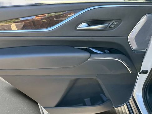 Certified 2022 Cadillac Escalade Sport Platinum AWD/4WD image 12
