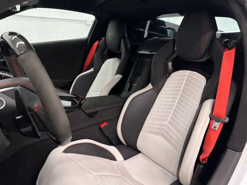 Used 2023 Chevrolet Corvette Z06 image 13